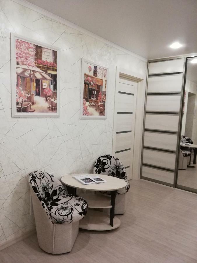 Helena Apartments On Mira 61 모길레브 외부 사진